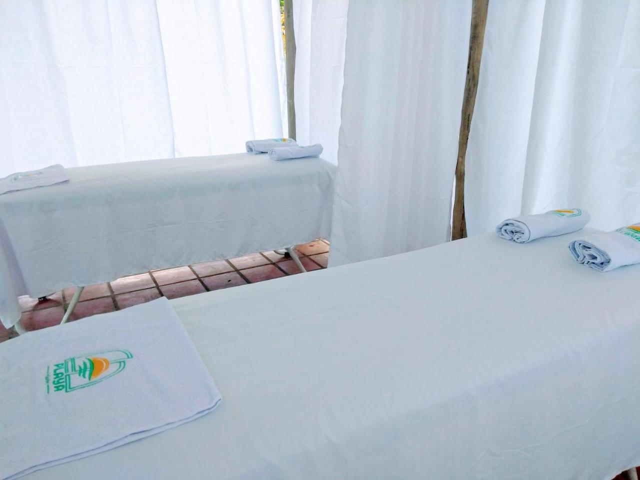 Hotel Playa By Marbar Hoteles Villeta Ngoại thất bức ảnh
