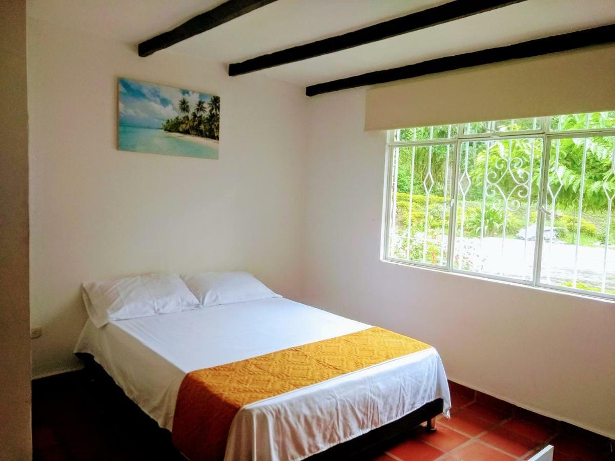 Hotel Playa By Marbar Hoteles Villeta Ngoại thất bức ảnh